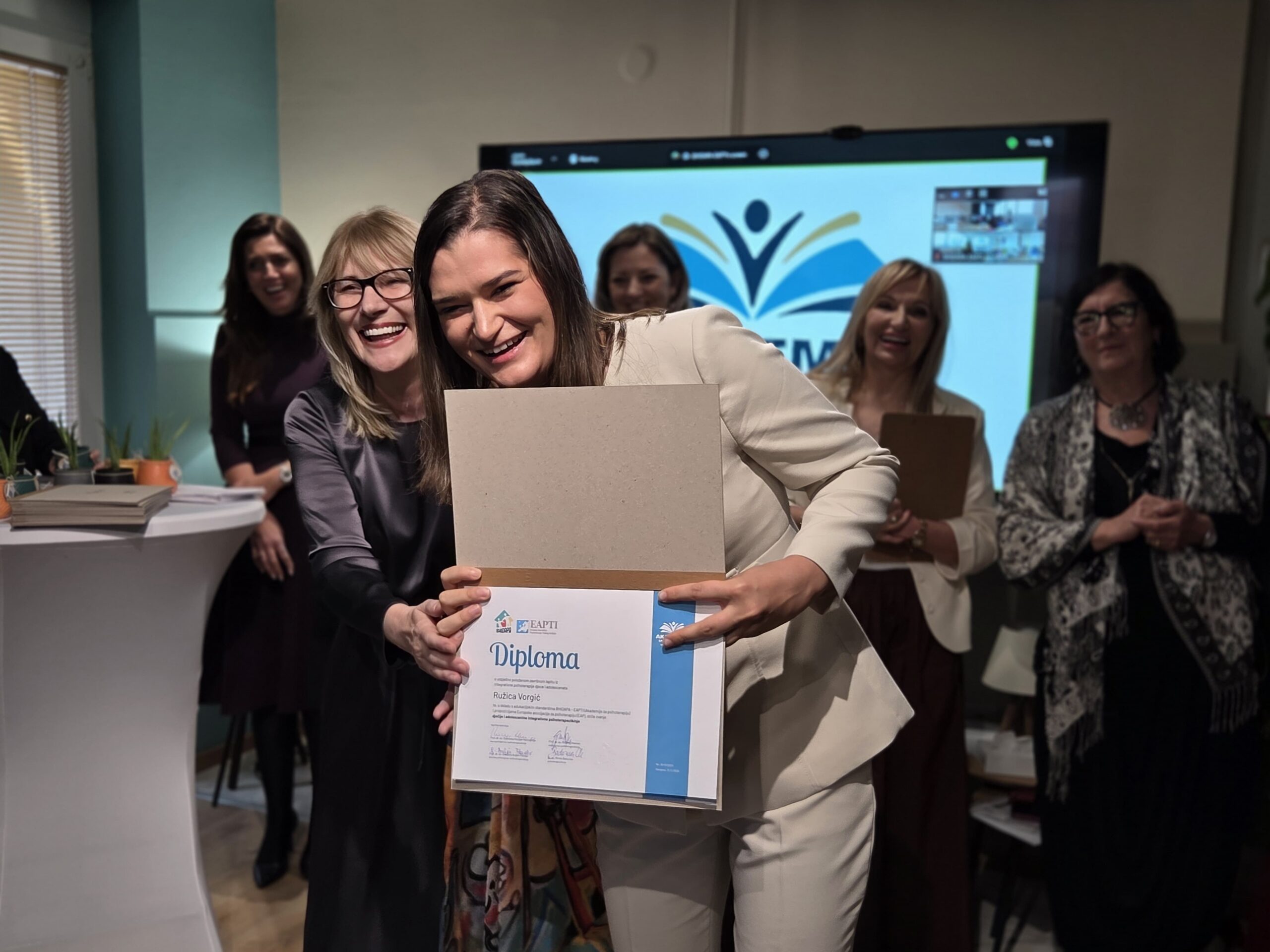 Svečana promocija 5. generacije dječijih i adolescentnih integrativnih psihoterapeutkinja